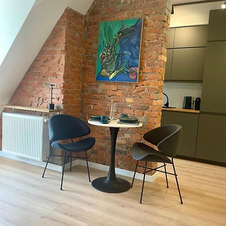 Szmaragdowa Sowa Apartment Walbrzych Bagian luar foto